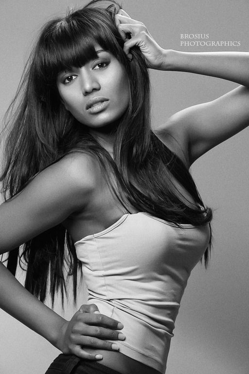 Madusha Rushani Mayadunne - Miss Sri Lanka International 2012. photo
